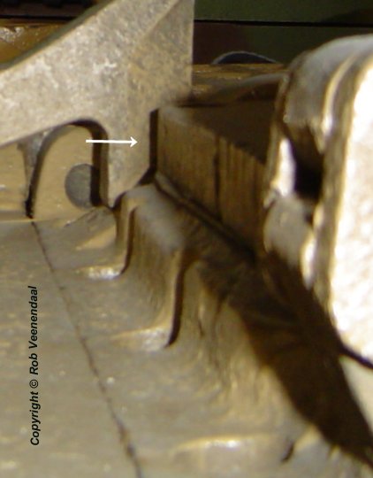 Triangular access plate