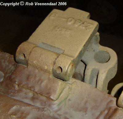 Track link holder